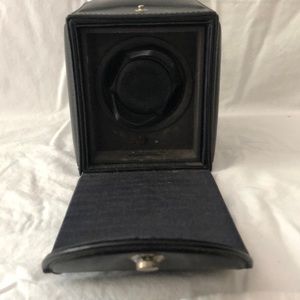 Watch winder